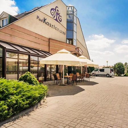 Hotel Pod Kasztanami لوبلين المظهر الخارجي الصورة