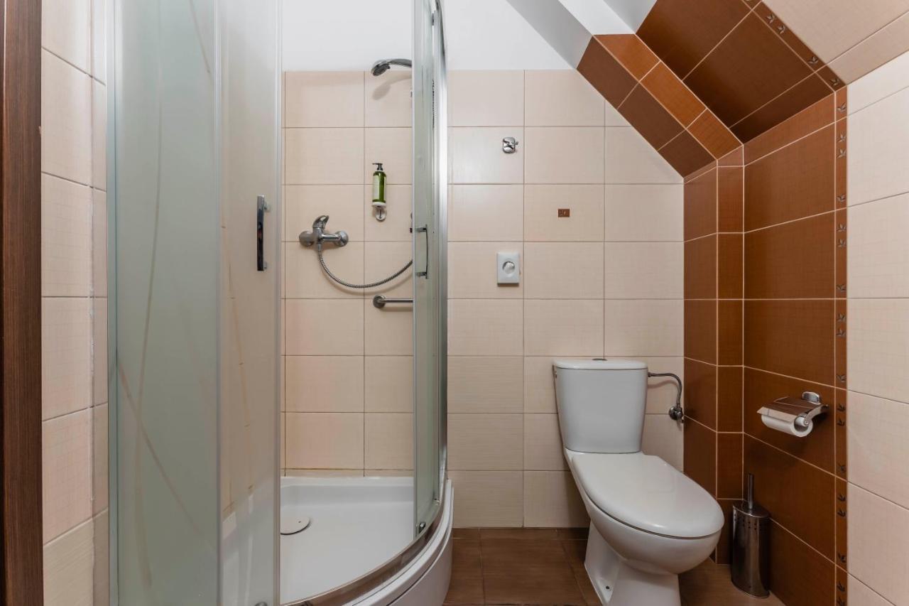 Hotel Pod Kasztanami لوبلين المظهر الخارجي الصورة